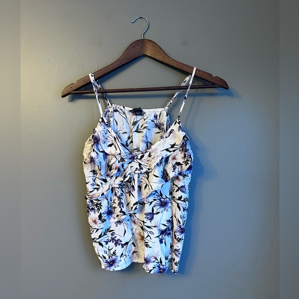 American Eagle Floral Tired Camisole Blouse Size Small Purple Floral Tank Top
